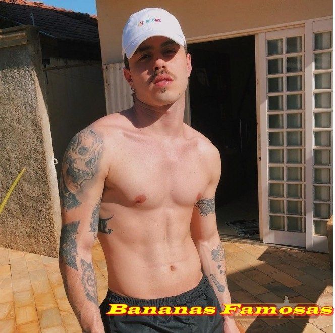 Bananas Famosas - Homens pelados que vão salvar seu dia