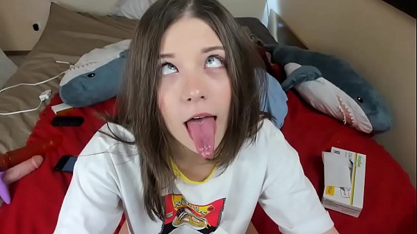 Porno meninas novinhas de 19 aninhos se masturbando na webcam